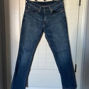 Levi’s Slim Fit Jeans